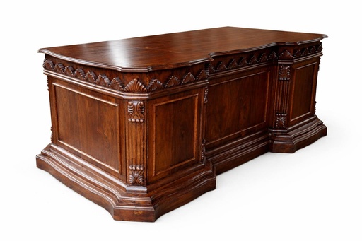 Royal Desk